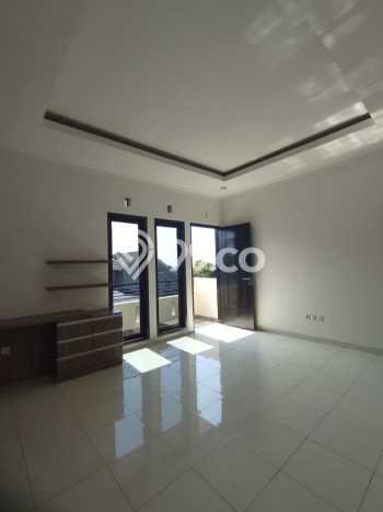 Rumah Minimalis 5 KT di Cigadung Bandung Unfurnished Rumah Minimalis 5 KT di Cigadung Bandung Unfurnished