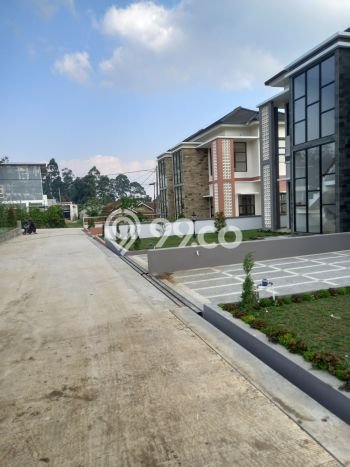 Dijual Hunian Rumah Terawat 3 Kamar di Lembang, Bandung Dijual Hunian Rumah Terawat 3 Kamar di Lembang, Bandung