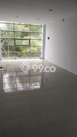 Unit Ruko Dijual di Jakarta Barat LT 96m2 & LB 192m2 Unit Ruko Dijual di Jakarta Barat LT 96m2 & LB 192m2