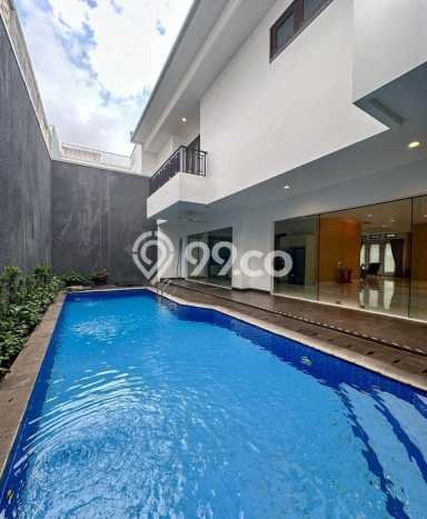Jual Rumah Mewah Megah Dengan View Eksklusif di Pondok Indah, Jakarta Selatan Jual Rumah Mewah Megah Dengan View Eksklusif di Pondok Indah, Jakarta Selatan