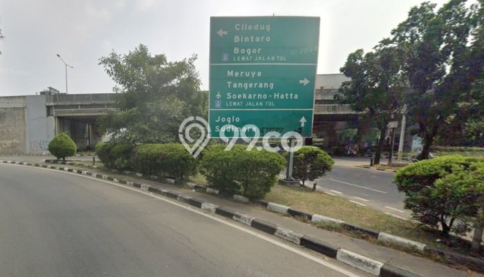 Ruko Disewa di Jakarta Barat dengan LB 228m2 Area Komersial Ramai Ruko Disewa di Jakarta Barat dengan LB 228m2 Area Komersial Ramai