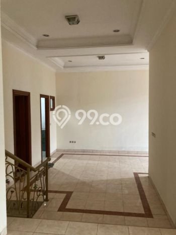 Ready to Use! Luxury House LT 150m2 Desain Elegan di Puri Indah Ready to Use! Luxury House LT 150m2 Desain Elegan di Puri Indah