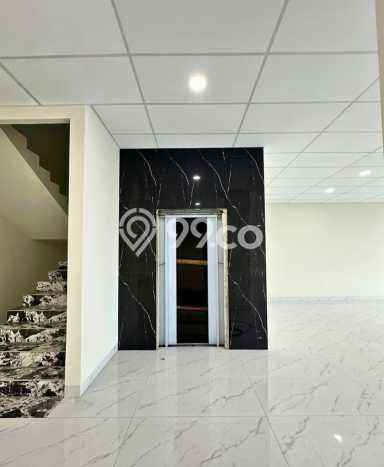 Kantor Komersial Dijual di Menteng Jakarta Pusat LT 1075m2 & LB 3500m2 Kantor Komersial Dijual di Menteng Jakarta Pusat LT 1075m2 & LB 3500m2