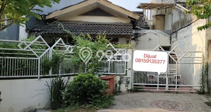 Rumah Elit LB 150m2 Siap Huni Desain Elegan di Puri Indah, Jakarta Barat Rumah Elit LB 150m2 Siap Huni Desain Elegan di Puri Indah, Jakarta Barat
