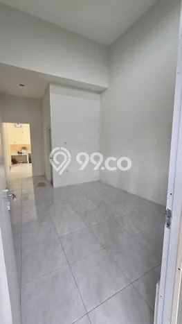 Rumah area Kebomas, Akses ke Stasiun, 2 KT, LT 72m2m² LB 36m2m² Rumah area Kebomas, Akses ke Stasiun, 2 KT, LT 72m2m² LB 36m2m²