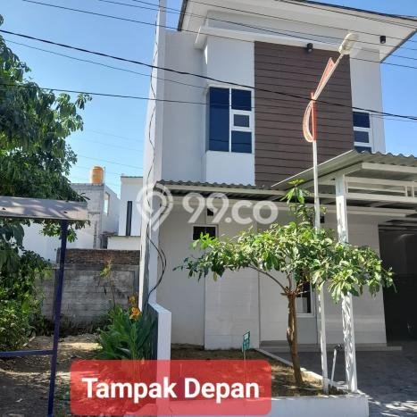 KESEMPATAN EMAS! Rumah area Kebomas, Gresik, LT 100m2m² Bangunan 70m2m² KESEMPATAN EMAS! Rumah area Kebomas, Gresik, LT 100m2m² Bangunan 70m2m²
