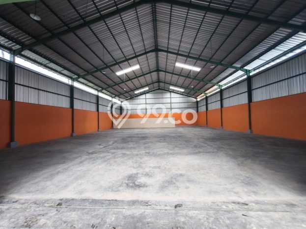 Gudang bagus disewakan di Denpasar Utara Denpasar dengan LB 504m2 harga sewa terbaik Gudang bagus disewakan di Denpasar Utara Denpasar dengan LB 504m2 harga sewa terbaik