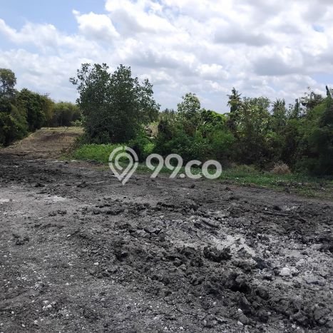 Dijual Tanah Lokasi Strategis Kawasan , Luas 300m2m², Akses Badung, Badung Dijual Tanah Lokasi Strategis Kawasan , Luas 300m2m², Akses Badung, Badung