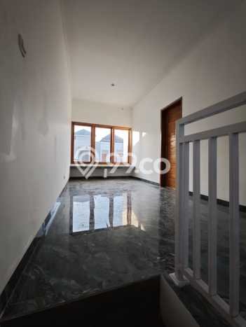 PENAWARAN EKSKLUSIF! Rumah kawasan Ubung, 2 KT, Lingkungan Elite, LT 60m² Bangunan 70m² PENAWARAN EKSKLUSIF! Rumah kawasan Ubung, 2 KT, Lingkungan Elite, LT 60m² Bangunan 70m²