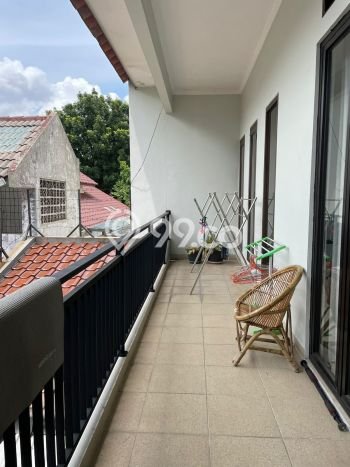 Ready to Use! Luxury House LT 200m2 Desain Elegan di BSD Kencana Loka Ready to Use! Luxury House LT 200m2 Desain Elegan di BSD Kencana Loka