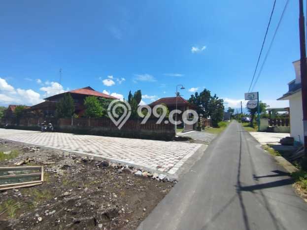 Kavling Tanah untuk Dijual di Caturtunggal, Yogyakarta, Luas 153m2 Kavling Tanah untuk Dijual di Caturtunggal, Yogyakarta, Luas 153m2