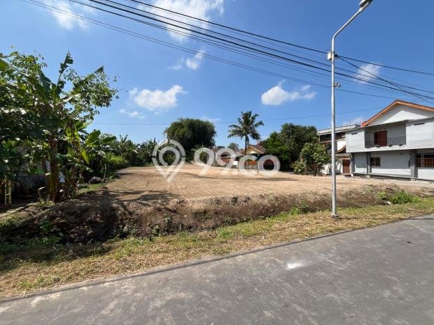 Tanah Komersial Dijual di Depok Sleman 133m2 Tanah Komersial Dijual di Depok Sleman 133m2