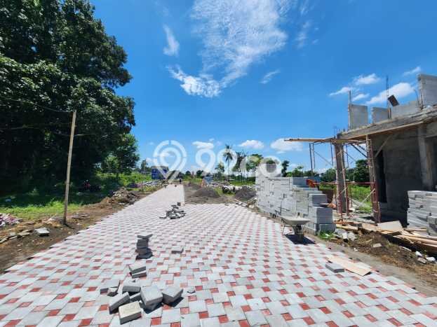 For Sale Rumah 3 Kamar Lokasi Ideal Bagus dan Strategis di Depok For Sale Rumah 3 Kamar Lokasi Ideal Bagus dan Strategis di Depok