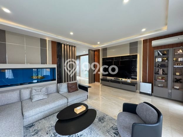 Rumah Elit Modern Tanpa Renovasi di Summarecon Serpong Tangerang Rumah Elit Modern Tanpa Renovasi di Summarecon Serpong Tangerang