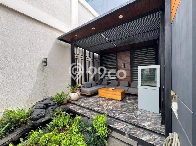 Rumah Elit Modern Tanpa Renovasi di Summarecon Serpong Tangerang Rumah Elit Modern Tanpa Renovasi di Summarecon Serpong Tangerang