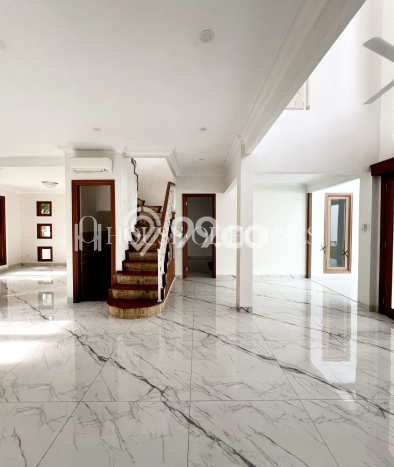 For Sale Rumah Bintaro Classic Luxurious Dengan Taman Luas For Sale Rumah Bintaro Classic Luxurious Dengan Taman Luas