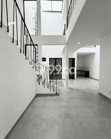 SIAP HUNI! Rumah Asri area Bintaro, Luas 107m² LB 163m² SIAP HUNI! Rumah Asri area Bintaro, Luas 107m² LB 163m²