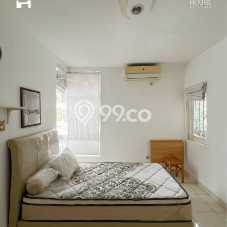 Dijual Hunian Rumah Terawat 5 KT di Bintaro, Tangerang Selatan Dijual Hunian Rumah Terawat 5 KT di Bintaro, Tangerang Selatan