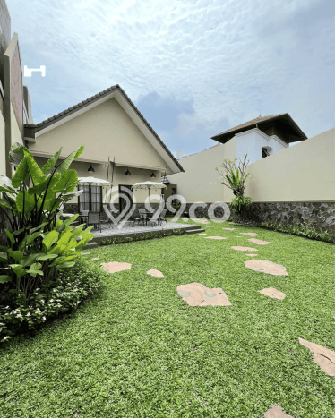Jual Rumah Mewah Megah Dengan View Cantik di Bintaro, Tangerang Selatan Jual Rumah Mewah Megah Dengan View Cantik di Bintaro, Tangerang Selatan