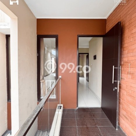 Jual Rumah Mewah Megah Dengan View Cantik di Bintaro, Tangerang Selatan Jual Rumah Mewah Megah Dengan View Cantik di Bintaro, Tangerang Selatan