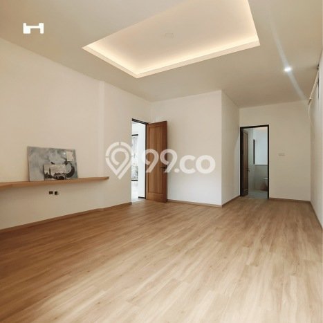 Rumah Idaman dengan Luas Tanah 240m² di Kawasan Elite BSD, Tangerang Rumah Idaman dengan Luas Tanah 240m² di Kawasan Elite BSD, Tangerang