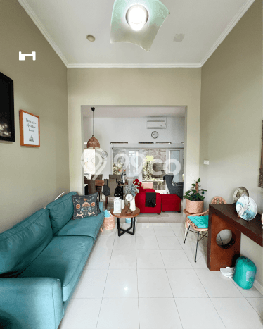 PROPERTI PILIHAN! Rumah Asri area Ciputat, Luas 169m² Bangunan 120m² PROPERTI PILIHAN! Rumah Asri area Ciputat, Luas 169m² Bangunan 120m²