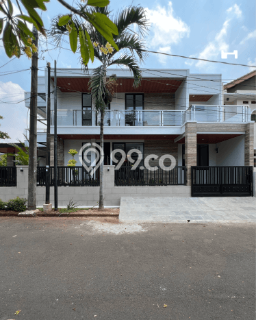 SPECIAL PROPERTY! Rumah area Bintaro, LT 212m² Bangunan 340m² SPECIAL PROPERTY! Rumah area Bintaro, LT 212m² Bangunan 340m²