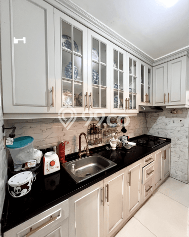 Hunian Elit LB 450m2 Siap Huni Desain Elegan di Bintaro, Tangerang Selatan Hunian Elit LB 450m2 Siap Huni Desain Elegan di Bintaro, Tangerang Selatan
