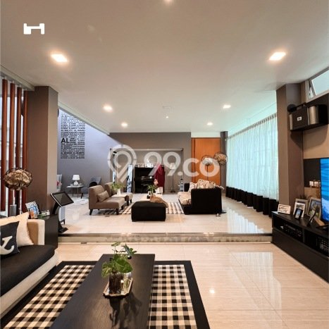Rumah Elit LB 460m2 Siap Huni Desain Elegan di Bintaro, Tangerang Selatan Rumah Elit LB 460m2 Siap Huni Desain Elegan di Bintaro, Tangerang Selatan