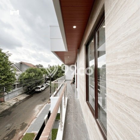 FEATURED! Rumah Asri di Bintaro, LT 177m² Bangunan 320m² FEATURED! Rumah Asri di Bintaro, LT 177m² Bangunan 320m²
