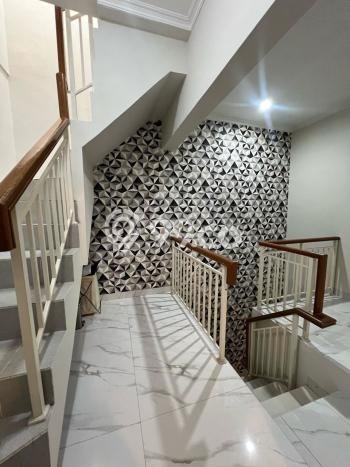 Dijual Hunian Rumah Terawat 3 KT di Gading Serpong, Tangerang Dijual Hunian Rumah Terawat 3 KT di Gading Serpong, Tangerang