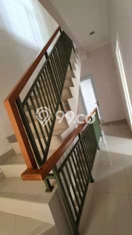 Rumah Luas Asri 3 KT Siap Huni di Gading Serpong Montana Village Tangerang Rumah Luas Asri 3 KT Siap Huni di Gading Serpong Montana Village Tangerang