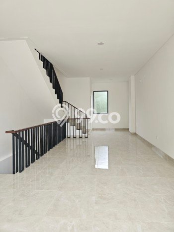 Unit Ruko Dijual di Tangerang LT 58m2 & LB 158m2 Unit Ruko Dijual di Tangerang LT 58m2 & LB 158m2