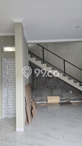 Rumah Elit Modern Tanpa Renovasi di Serpong Villa Melati Mas Tangerang Selatan Rumah Elit Modern Tanpa Renovasi di Serpong Villa Melati Mas Tangerang Selatan