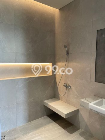 Hunian Mewah LB 550m2 Siap Pakai Desain Elegan di Summarecon Serpong, Tangerang Hunian Mewah LB 550m2 Siap Pakai Desain Elegan di Summarecon Serpong, Tangerang