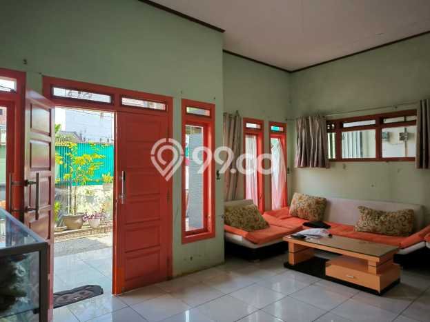 Rumah Nyaman di Harjamukti, 4 KM, Area Strategis, Luas 197m2m² Bangunan 150m2m² Rumah Nyaman di Harjamukti, 4 KM, Area Strategis, Luas 197m2m² Bangunan 150m2m²