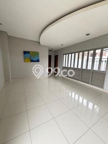 Rumah Mewah LB 492m2 Siap Pakai Desain Elegan di Padalarang, Bandung Rumah Mewah LB 492m2 Siap Pakai Desain Elegan di Padalarang, Bandung