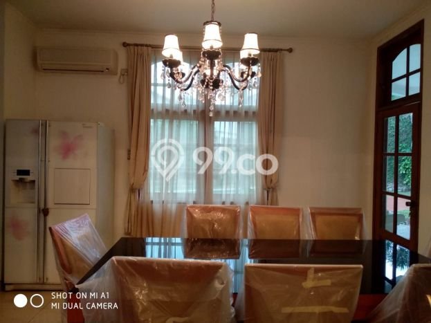 Dijual Rumah Luas Elegan Dengan View Cantik di Pondok Indah, Jakarta Selatan Dijual Rumah Luas Elegan Dengan View Cantik di Pondok Indah, Jakarta Selatan