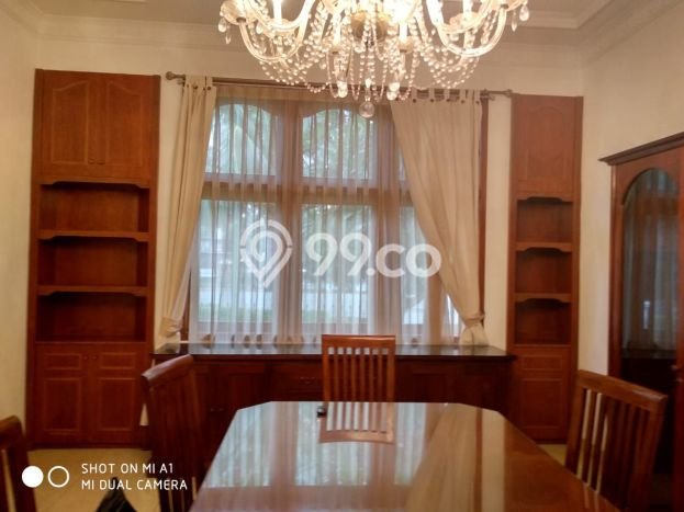 Dijual Rumah Luas Elegan Dengan View Cantik di Pondok Indah, Jakarta Selatan Dijual Rumah Luas Elegan Dengan View Cantik di Pondok Indah, Jakarta Selatan