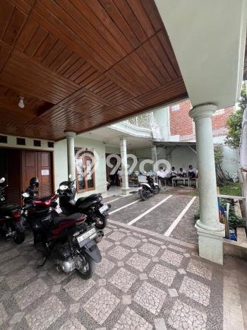 Jual Rumah Eksklusif 5 KT di Buah Batu, Bandung Jual Rumah Eksklusif 5 KT di Buah Batu, Bandung