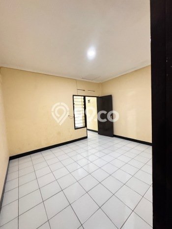 Disewakan! Rumah 8 Kamar Tidur &
4 Kamar Mandi di Burangrang, Bandung Disewakan! Rumah 8 Kamar Tidur &
4 Kamar Mandi di Burangrang, Bandung