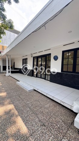 Disewakan! Rumah 8 Kamar Tidur &
4 Kamar Mandi di Burangrang, Bandung Disewakan! Rumah 8 Kamar Tidur &
4 Kamar Mandi di Burangrang, Bandung