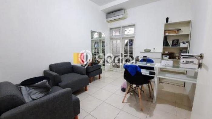 Disewakan! Rumah 3 Kamar Tidur &
2 Kamar Mandi di Sunter, Jakarta Utara Disewakan! Rumah 3 Kamar Tidur &
2 Kamar Mandi di Sunter, Jakarta Utara