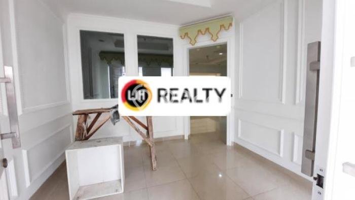 Lokasi strategis! Rumah siap huni disewakan di Kelapa Gading LB 180m2 Lokasi strategis! Rumah siap huni disewakan di Kelapa Gading LB 180m2