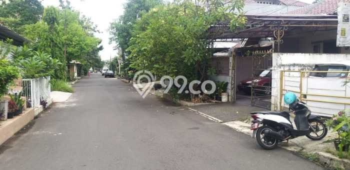 For Sale Hunian Rumah Terawat 3 Kamar di Penggilingan, Jakarta Timur For Sale Hunian Rumah Terawat 3 Kamar di Penggilingan, Jakarta Timur