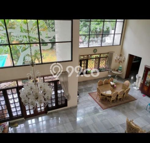 Jual Rumah Mewah Elegan Dengan View Eksklusif di Pejaten, Jakarta Selatan Jual Rumah Mewah Elegan Dengan View Eksklusif di Pejaten, Jakarta Selatan