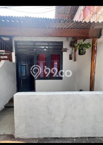 Jual Rumah Luas Elegan Dengan View Cantik di Pondok Kelapa, Jakarta Timur Jual Rumah Luas Elegan Dengan View Cantik di Pondok Kelapa, Jakarta Timur