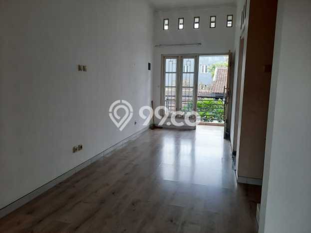 HUNIAN EKSKLUSIF! Rumah di Depok, 2 KT, Konsep Modern, Luas 150m² Bangunan 150m² HUNIAN EKSKLUSIF! Rumah di Depok, 2 KT, Konsep Modern, Luas 150m² Bangunan 150m²
