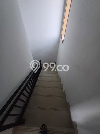EXCLUSIVE OFFER! Rumah di Banguntapan, 3 KM, Area Premium, Luas 110m² LB 120m² EXCLUSIVE OFFER! Rumah di Banguntapan, 3 KM, Area Premium, Luas 110m² LB 120m²