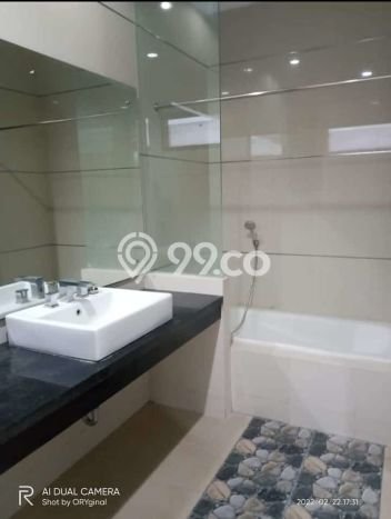 LOKASI PREMIUM! Rumah area Ngaglik, 3 KM, Area Tenang, LT 450m² Bangunan 700m² LOKASI PREMIUM! Rumah area Ngaglik, 3 KM, Area Tenang, LT 450m² Bangunan 700m²